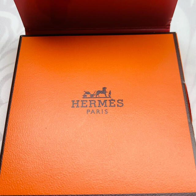 Hermes(エルメス)のHermès　ルージュエルメス　リップ　試供品　サンプル　4色セット コスメ/美容のベースメイク/化粧品(口紅)の商品写真