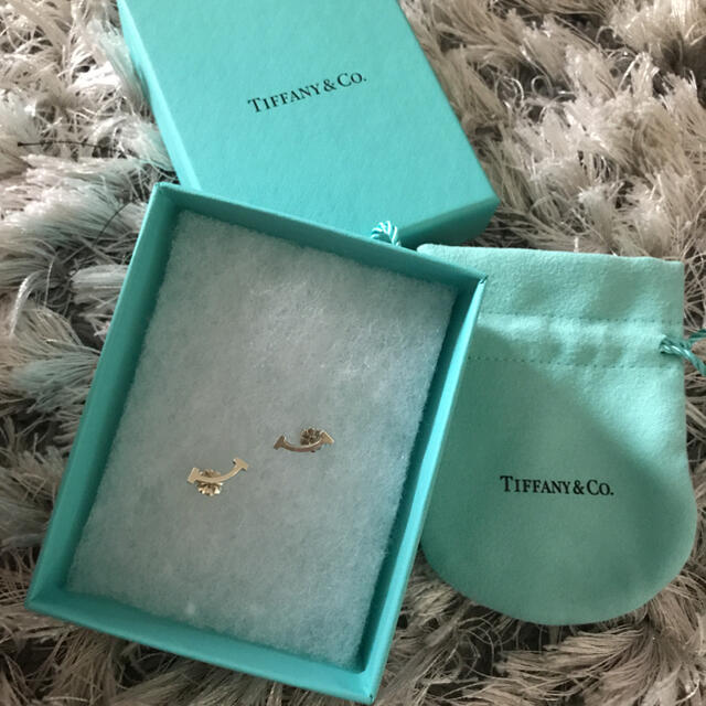 TIFFANY&Co. ティファニー Tスマイル　ピアス