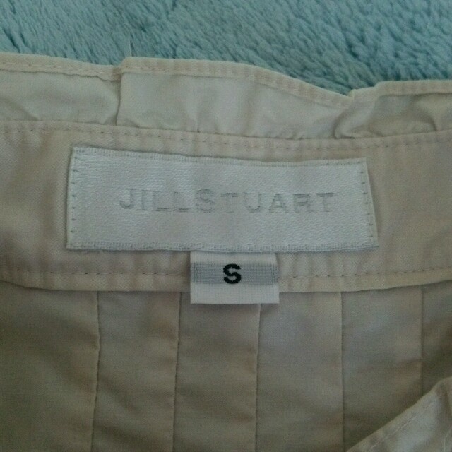 JILLSTUART(ジルスチュアート)のJILL STUART フリルブラウス   レディースのトップス(シャツ/ブラウス(半袖/袖なし))の商品写真