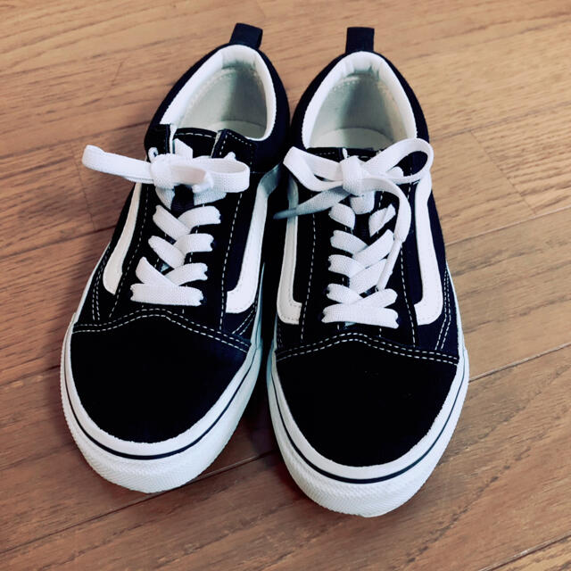 VANS(ヴァンズ)のキッズ VANS  OLD SKOOL 21㎝ キッズ/ベビー/マタニティのキッズ靴/シューズ(15cm~)(スリッポン)の商品写真