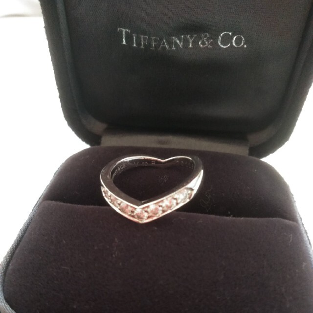 Tiffany & Co.(ティファニー)の最終お値下げティファニーVバンドリング！ダイヤモンドリング レディースのアクセサリー(リング(指輪))の商品写真