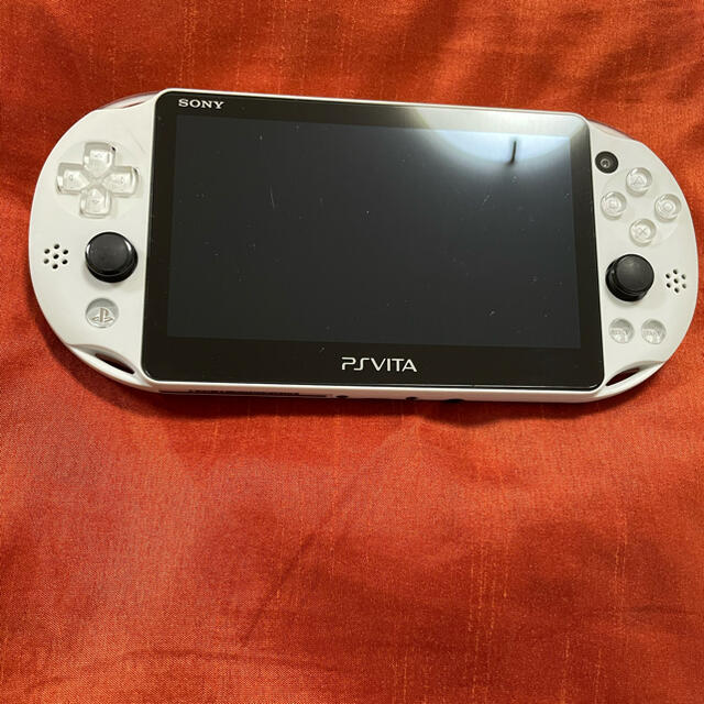 PlayStation Vita PCH-2000 Wi-Fiモデル ホワイト