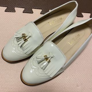 Le Talon(ローファー/革靴 ・ ホワイト/白色系)のフリマ Le Talon(ローファー/革靴 ・ ホワイト/白色系)のフリマ