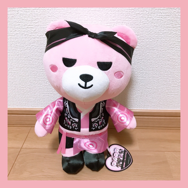 KRUNK×BLACKPINK ぬいぐるみ　JENNIE単品売り エンタメ/ホビーのおもちゃ/ぬいぐるみ(ぬいぐるみ)の商品写真