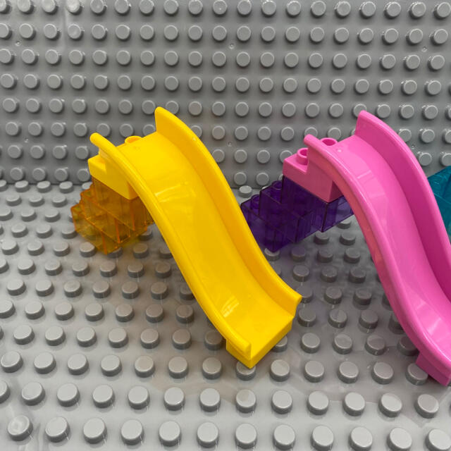 【すべり台・3色セット】アンパンマンブロックラボ　レゴデュプロ互換品 キッズ/ベビー/マタニティのおもちゃ(知育玩具)の商品写真
