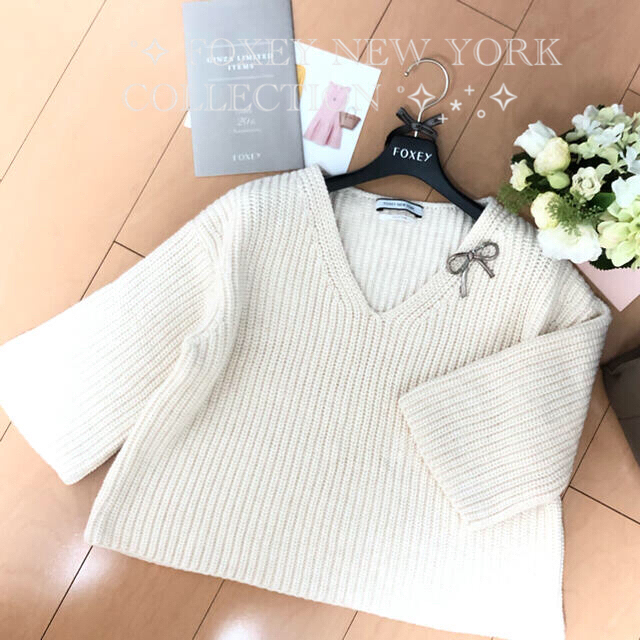 美品▫️FOXEY 38✧'18年⁎˳ オフホワイト系♢カシミヤ混✧₊ ニット