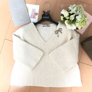 美品▫️FOXEY 38✧’18年⁎˳ オフホワイト系♢カシミヤ混✧₊ ニット
