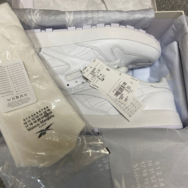 Maison Martin Margiela(マルタンマルジェラ)のMaison Margiela x Reebok  White 28.5 メンズの靴/シューズ(スニーカー)の商品写真