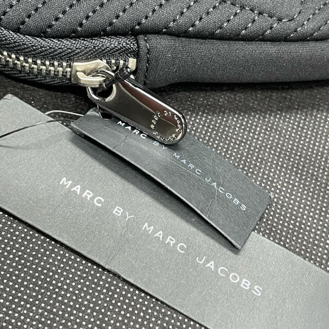 MARC BY MARC JACOBS(マークバイマークジェイコブス)の未使用★ MARC BY MARC JACOBS マークジェイコブス★ポーチ レディースのファッション小物(ポーチ)の商品写真