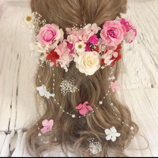 ブリブリピンク　髪飾り　ヘッドドレス レディースのヘアアクセサリー(ヘアピン)の商品写真