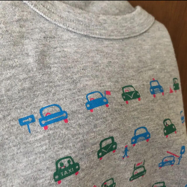 familiar(ファミリア)のファミリア 半袖　シャツ　Tシャツ　90 車　春　夏　ミキハウス キッズ/ベビー/マタニティのキッズ服男の子用(90cm~)(Tシャツ/カットソー)の商品写真