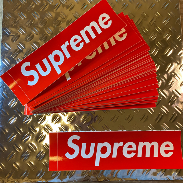 Supreme(シュプリーム)のSupremeステッカー　20枚　正規品　送料無料 レディースのファッション小物(その他)の商品写真