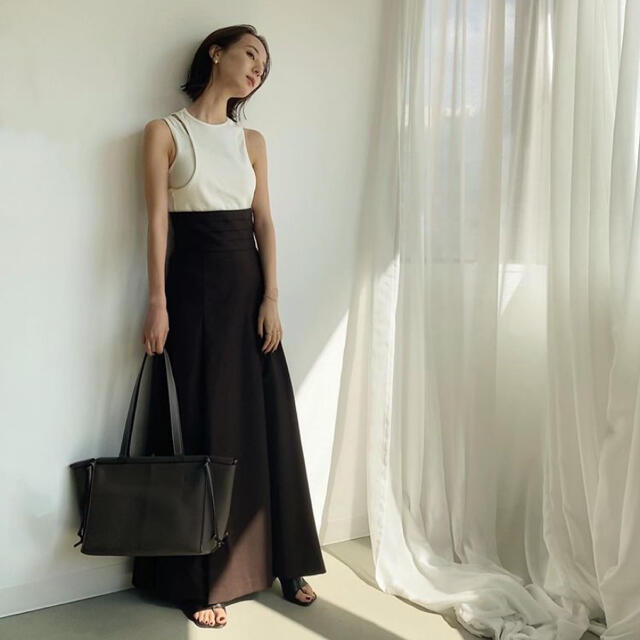 TODAYFUL(トゥデイフル)のlouren pleats flare long skirt レディースのスカート(ロングスカート)の商品写真