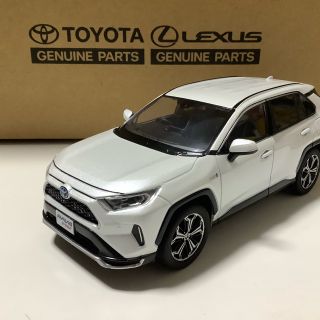 トヨタ(トヨタ)の銀様専用！！トヨタRAV4 PHVミニカーセット(ミニカー)