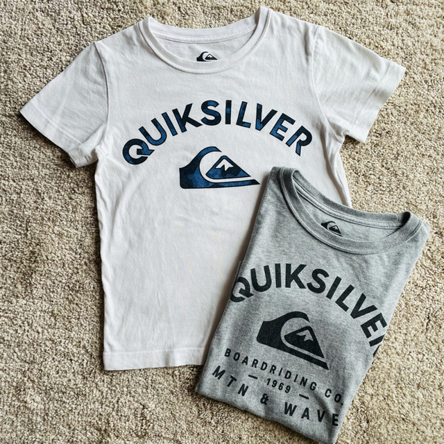 QUIKSILVER(クイックシルバー)のTシャツ キッズ/ベビー/マタニティのキッズ服男の子用(90cm~)(Tシャツ/カットソー)の商品写真