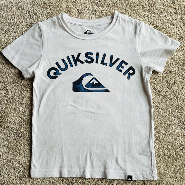 QUIKSILVER(クイックシルバー)のTシャツ キッズ/ベビー/マタニティのキッズ服男の子用(90cm~)(Tシャツ/カットソー)の商品写真