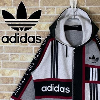 アディダス(adidas)のゆいまる様専用 アディダス 刺繍ロゴ バックロゴ ゆるだぼ 90s パーカー(パーカー)