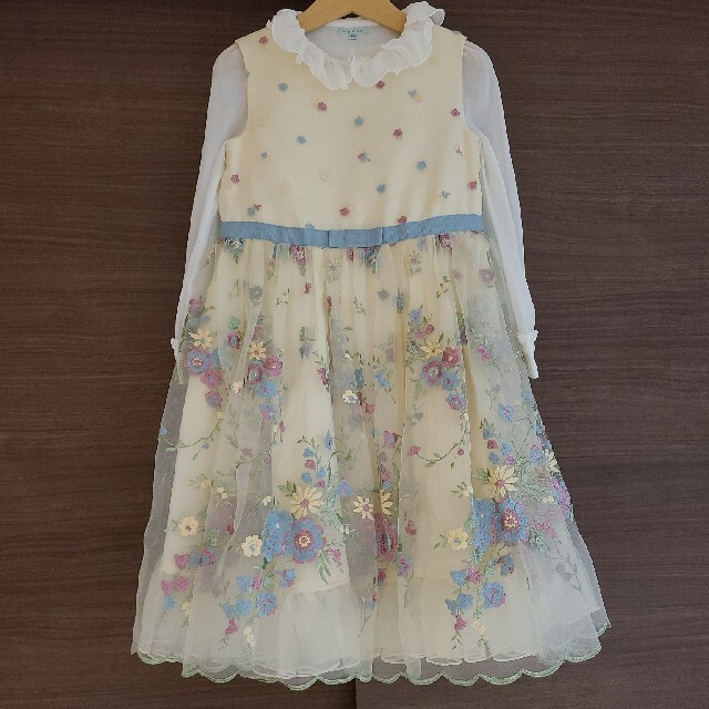 TOCCA(トッカ)の美品 tocca ☆ フォーマルドレス　定価45000円 キッズ/ベビー/マタニティのキッズ服女の子用(90cm~)(ドレス/フォーマル)の商品写真