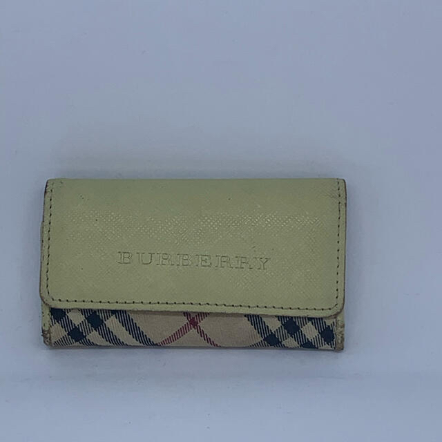 BURBERRY(バーバリー)のバーバリー　イエローベージュ　キーケース レディースのファッション小物(キーケース)の商品写真