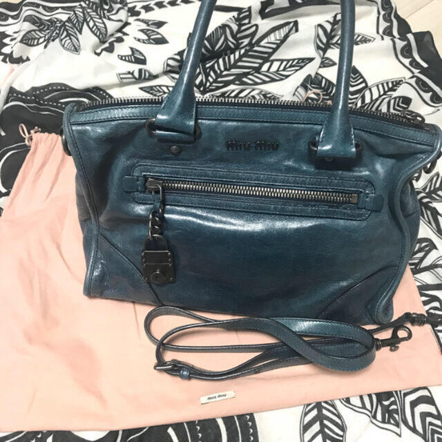 値下‼️美品★MIUMIU★2wayバック♡人気色レディース