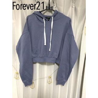 フォーエバートゥエンティーワン(FOREVER 21)の【Forever21】パーカー ショート丈(パーカー)