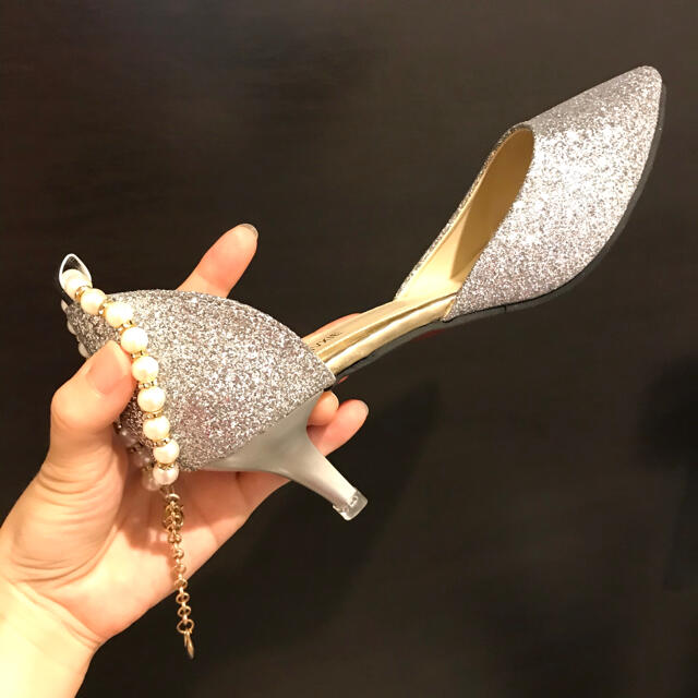 キラキラパンプス ラメ グリッター 結婚式 ポインテッドトゥ 24cm 新品 レディースの靴/シューズ(ハイヒール/パンプス)の商品写真