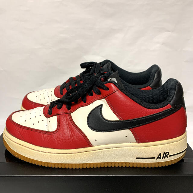 NIKE(ナイキ)の希少　オリジナル　2016年製　AIR FORCE 1 LOW CHICAGO メンズの靴/シューズ(スニーカー)の商品写真