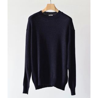 コモリ(COMOLI)のcomoli 20ss インディゴクルーネックニット　サイズ3(ニット/セーター)