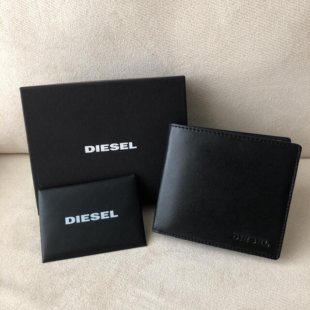 箱付き新品★DIESEL 2020年秋冬新作 二つ折り財布 ブラック