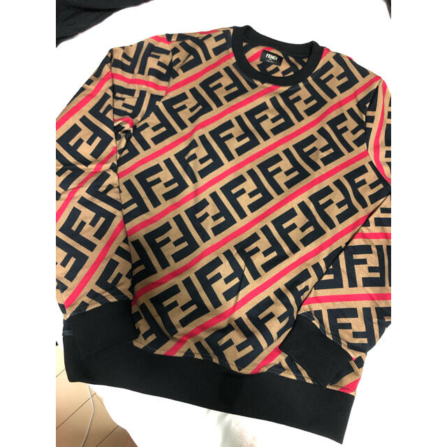 FENDI baby 1回のみ着用　3M