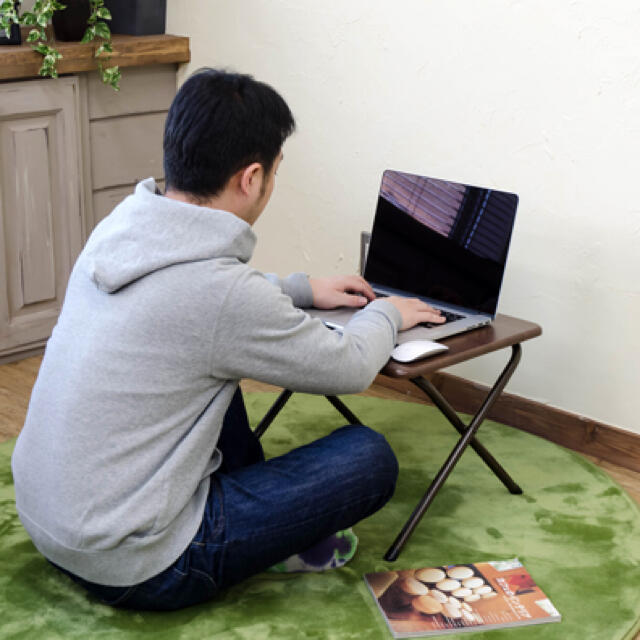 折り畳み　ミニテーブル　サイドテーブル　北欧 インテリア/住まい/日用品の机/テーブル(折たたみテーブル)の商品写真