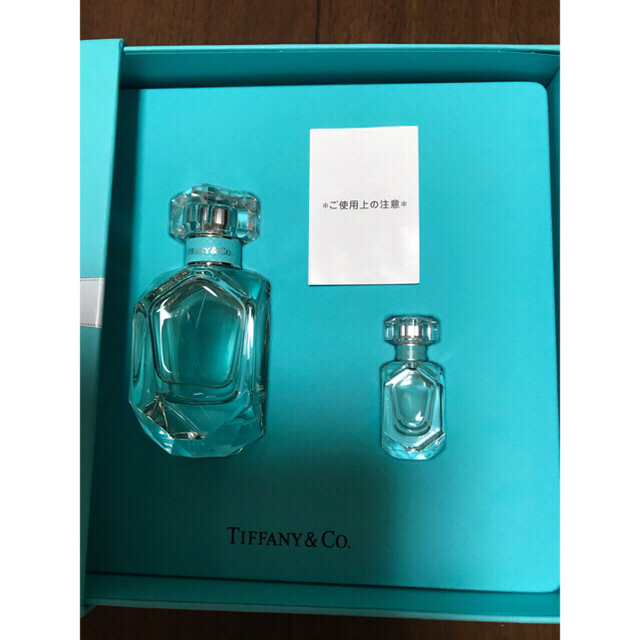 Tiffany & Co.(ティファニー)のティファニー オードパルファム50ml &5ml ギフトセット コスメ/美容の香水(香水(女性用))の商品写真