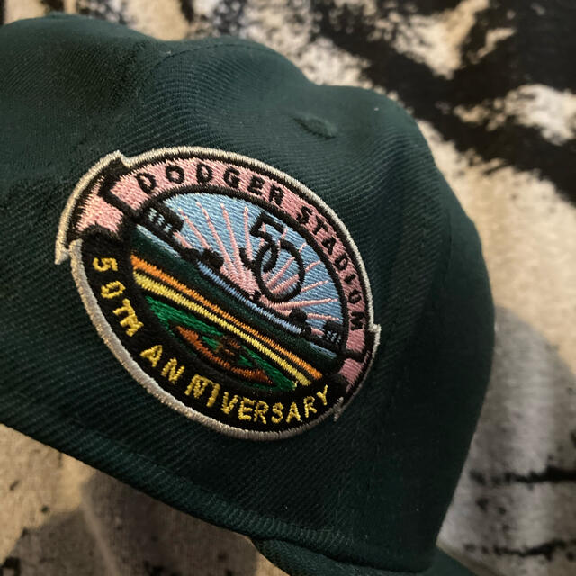 NEW ERA(ニューエラー)のLA dodgers new era ツバ裏ピンク green 7 5/8 メンズの帽子(キャップ)の商品写真