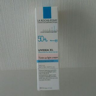 ラロッシュポゼ(LA ROCHE-POSAY)の新品　ラロッシュポゼ　トーンアップライト(化粧下地)