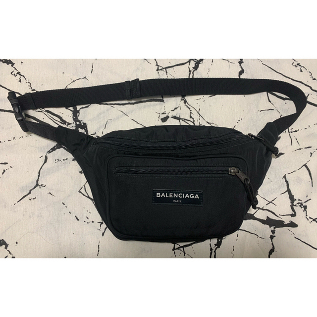 国際ブランド】 BALENCIAGA 美品 バレンシアガ 肩掛け 斜め掛け ウエスト ポーチ ブラック BAG ボディーバッグ 