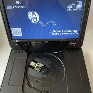 10.1インチ　フルセグポータブルDVDプレーヤー(DVDプレーヤー)