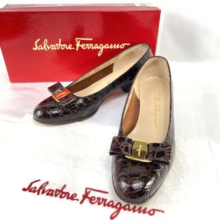 サルヴァトーレフェラガモ(Salvatore Ferragamo)の専用【良品】フェラガモ 2足まとめ売り(ハイヒール/パンプス)