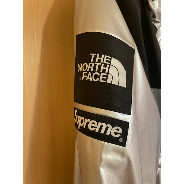 supreme THE NORTH FACE シルバー