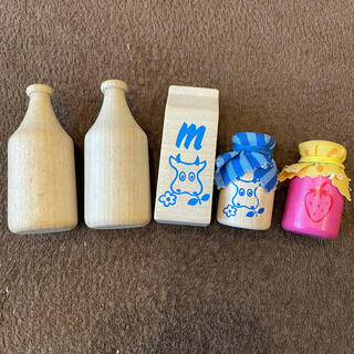 ハーバー(HABA)のHABA ミルク瓶 牛乳パック ヨーグルト 5個セットおままごと USED(知育玩具)