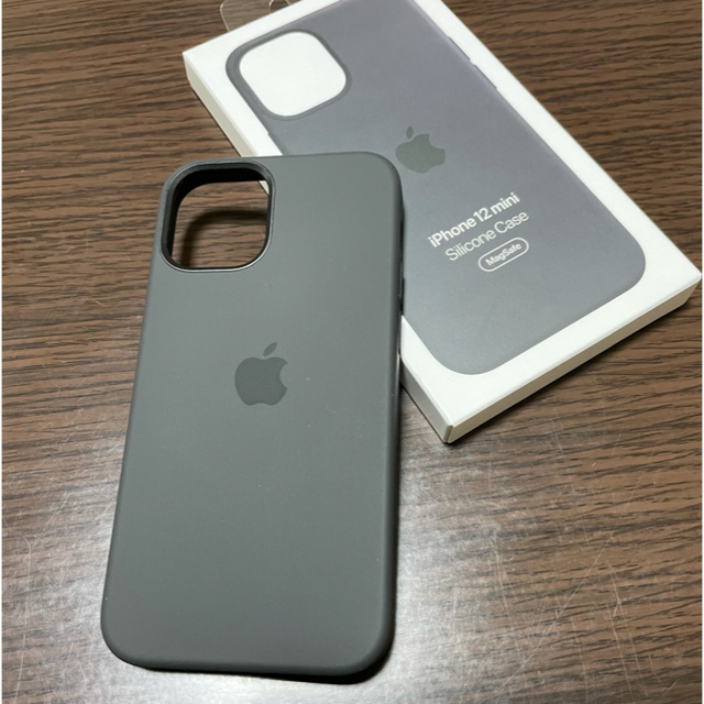 iPhone(アイフォーン)のiPhone12mini  純正シリコンケース スマホ/家電/カメラのスマホアクセサリー(iPhoneケース)の商品写真