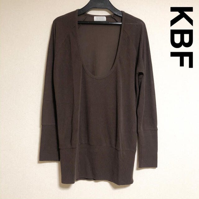 KBF(ケービーエフ)のKBF 深Uネックレーヨン混ロンT トップス レディースのトップス(Tシャツ(長袖/七分))の商品写真