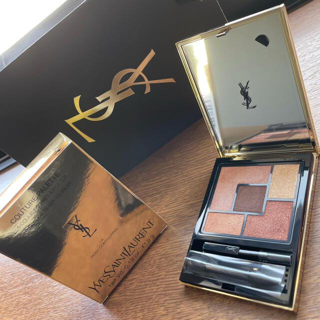 Yves Saint Laurent Beaute(イヴサンローランボーテ)のイヴ・サンローラン  アイシャドー コスメ/美容のベースメイク/化粧品(アイシャドウ)の商品写真