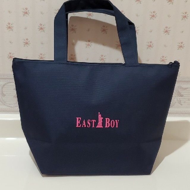 EASTBOY(イーストボーイ)のEAST BOY　ポーチバック[保冷袋あり］ レディースのバッグ(その他)の商品写真