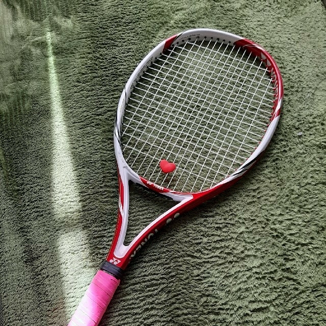 YONEX(ヨネックス)のVCORE100スピン テニスラケット スポーツ/アウトドアのテニス(ラケット)の商品写真