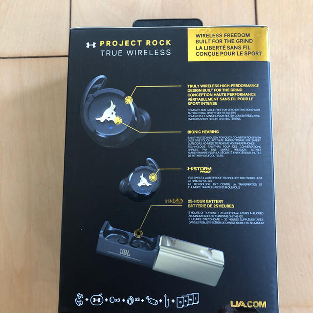 新品　アンダーアーマー　ザ　ロック　ワイヤレスイヤホン　UNDER ARMOUR スマホ/家電/カメラのオーディオ機器(ヘッドフォン/イヤフォン)の商品写真