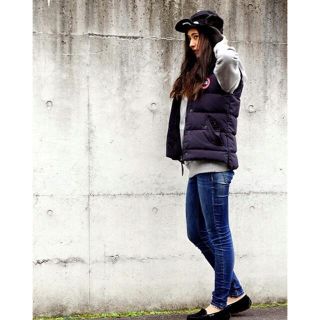 CANADA GOOSE(ライン ・ ダウンベスト)のフリマアイテム一覧 CANADA GOOSE(ライン ・ ダウンベスト)のフリマアイテム一覧