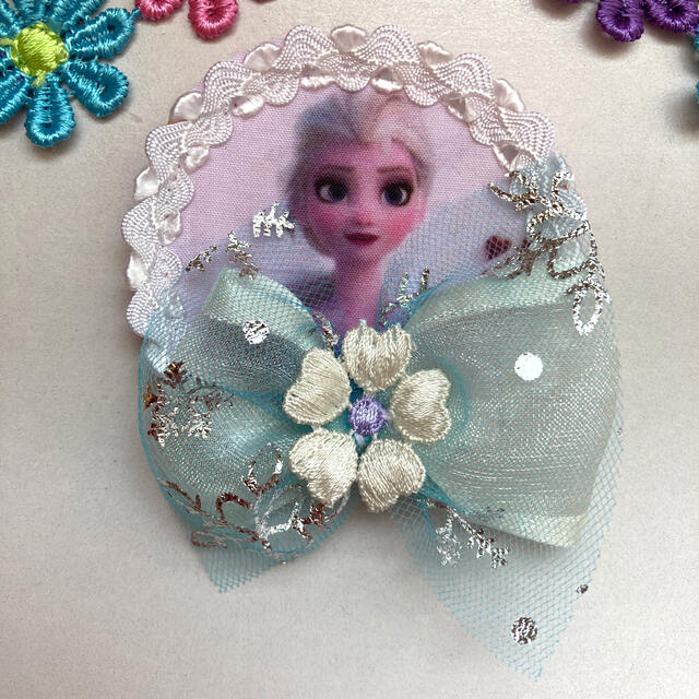 アナと雪の女王(アナトユキノジョオウ)のアナ雪　エルサ　ワッペン　ハンドメイド❣️ ハンドメイドのキッズ/ベビー(ファッション雑貨)の商品写真