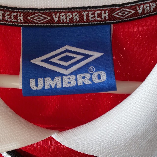 UMBRO(アンブロ)のマンチェスターユナイテッド ユニフォーム スポーツ/アウトドアのサッカー/フットサル(ウェア)の商品写真