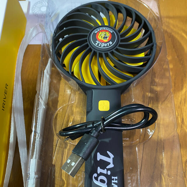阪神タイガース 扇風機 ハンディ - 扇風機・サーキュレーター
