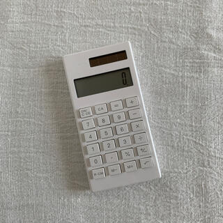 ムジルシリョウヒン(MUJI (無印良品))の無印良品　電卓 １０桁・白（ＢＯ‐１９８）(オフィス用品一般)